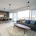 Lapin Luxury Apartment By Nimi Group